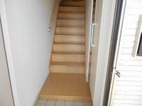 落ち着いた玄関です