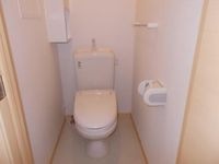 ゆったりとした空間のトイレです