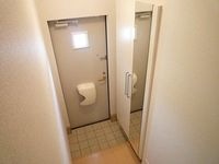 シンプルで使いやすい玄関です