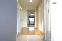 シンプルで使いやすい玄関です