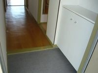毎日通る玄関はこちらです