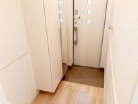 シンプルで使いやすい玄関です