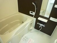 落ち着いた空間のお風呂です