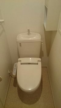 清潔感のあるトイレです