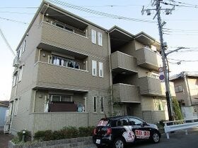 コンフォール長居東の外観