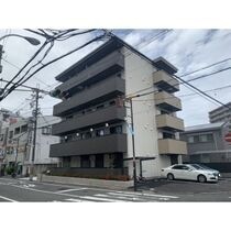 パーシモン中もずの外観