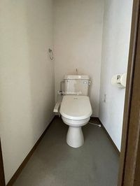 ウォシュレット付きです(^^♪
