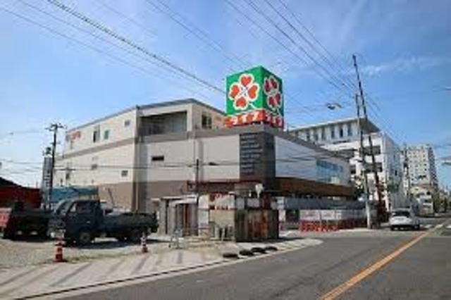 ライフ住吉山之内店