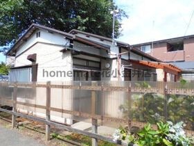 鈴木町レントハウス4号棟の外観