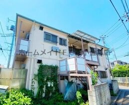 ヴィラ プルニエの外観