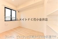 内装は落ち着いています