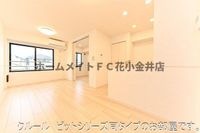 ゆったり過ごせるリビングです