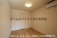 内装は落ち着いています