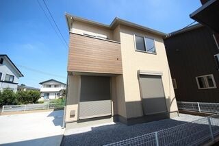 写真:茂呂貸家の外観