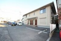 駐車場も十分なスペースがあります