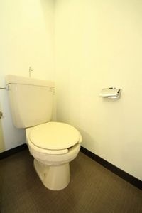 シンプルで使いやすいトイレです