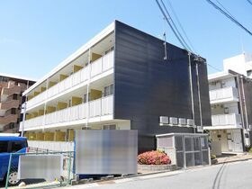 レオパレスｃｒａｎｅIの外観