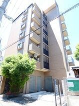 シャトウシャルマンの外観