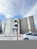 川西市美園町の外観