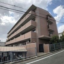 エーデル雲雀丘三番館の外観
