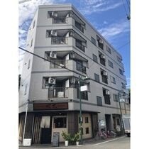 ルーミハイツ塚本の外観