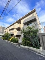 ライトフレーバー千里丘の外観
