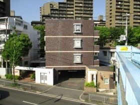 豊中市上新田1丁目の外観