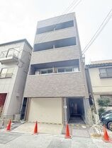 LuXe塚本の外観