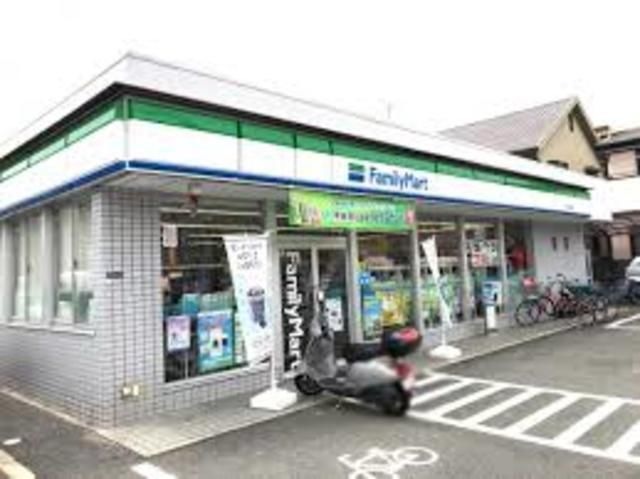 ファミリーマート近松公園店