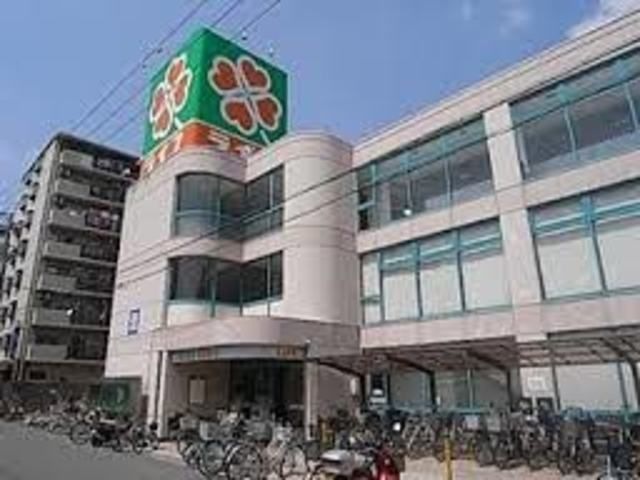 ライフ出来島店
