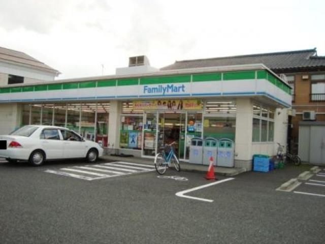 ファミリーマート出来島二丁目店