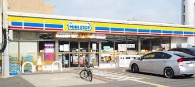 ミニストップ吹田南金田店
