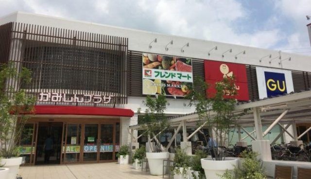 ジーユーかみしんプラザ店
