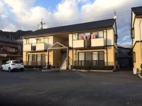 マナハイツ　A棟の外観
