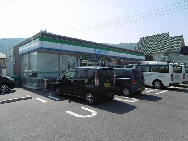写真：ファミリーマート大竹駅前店