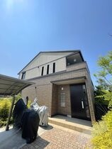 YU参番館の外観