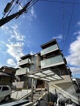フェリーチェヴェントの外観