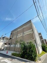 フィアスコート羽衣の外観