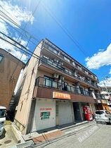 ソフィビルの外観
