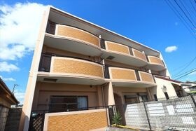 ホワイトロートスの外観