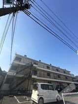 モアクレスト綾園の外観