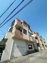 ニューハイツ松川の外観
