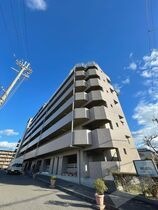 ボナージュ石橋の外観