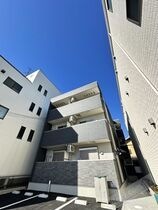 フジパレス助松町Ⅱ番館の外観
