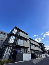 サニーヒルズ泉大津 A棟の外観