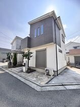 鳳東町5丁貸家の外観