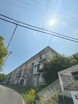 ヴィラナリー狭山2号棟の外観