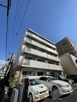 エスタシオン高石の外観