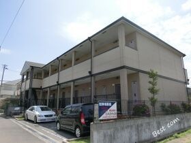 EDEN COURTの外観