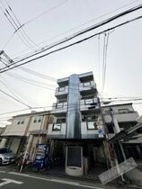 サンライズ鳳の外観